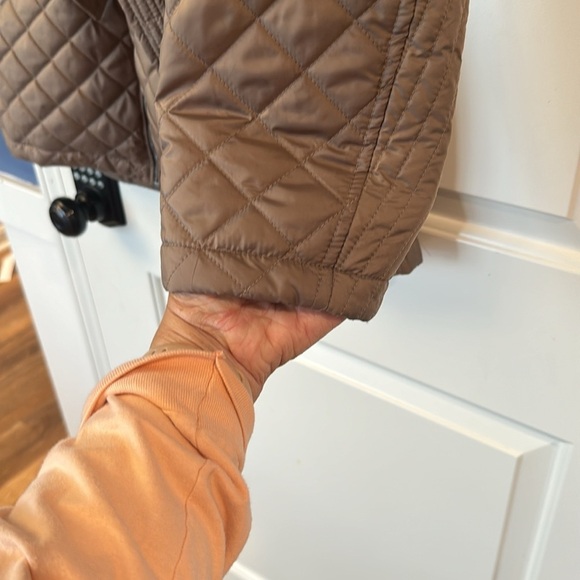 Women’s TOWER by London Fog TRUFFLE Hooded Quilted Puffer Coat Jacket size Large - Picture 4 of 16